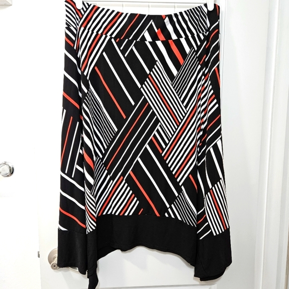 Avenue Black, White & Orange Asymmetrical A-Line Skirt Plus Size 18/20 - Picture 1 of 5